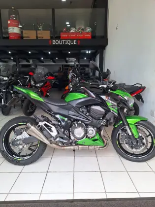 KAWASAKI Z800 