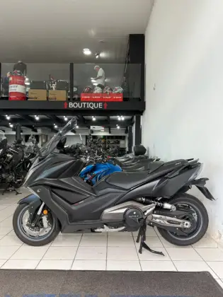 KYMCO AK 550i 