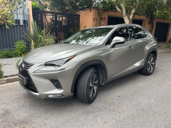 LEXUS NX 300h 2.5 16V VVT-I HYBRID LUXURY CVT AWD LEXUS NX 300h 2.5 16V VVT-I HYBRID LUXURY CVT AWD