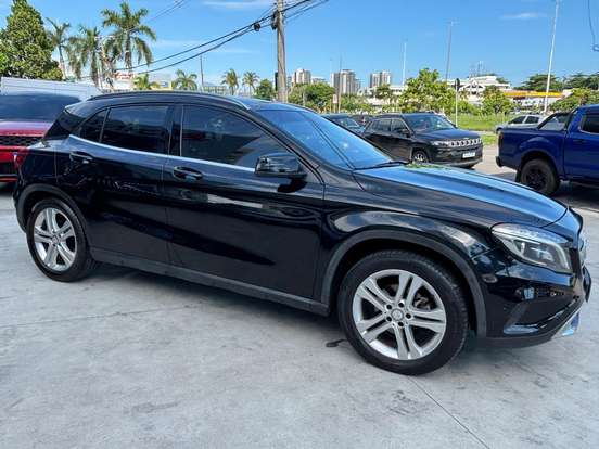 MERCEDES-BENZ-GLA 200-1.6 CGI ADVANCE 16V TURBO FLEX 4P AUTOMÁTICO MERCEDES-BENZ-GLA 200-2017