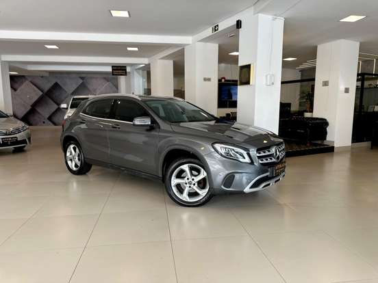 MERCEDES-BENZ-GLA 200-1.6 CGI FLEX ADVANCE 7G-DCT MERCEDES-BENZ-GLA 200-2019