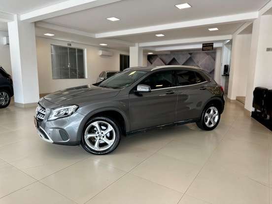 MERCEDES-BENZ-GLA 200-1.6 CGI FLEX ADVANCE 7G-DCT MERCEDES-BENZ-GLA 200-2019