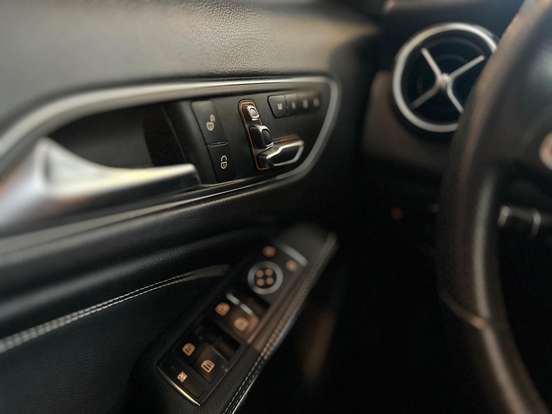 MERCEDES-BENZ-GLA 200-1.6 CGI FLEX ADVANCE 7G-DCT MERCEDES-BENZ-GLA 200-2019