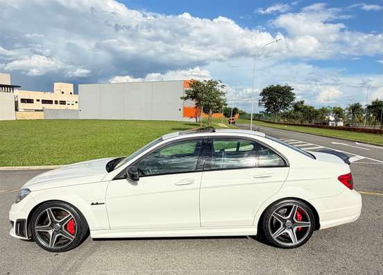 MERCEDES-BENZ-C 63 AMG-6.2 V8 GASOLINA MCT MERCEDES-BENZ-C 63 AMG-2012