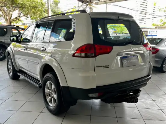 MITSUBISHI-PAJERO DAKAR-3.2 4X4 16V TURBO INTERCOOLER DIESEL 4P AUTOMÁTICO MITSUBISHI-PAJERO DAKAR-2014