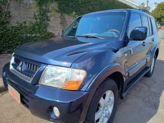MITSUBISHI PAJERO FULL 3.2 HPE 4X4 16V TURBO INTERCOOLER DIESEL 4P AUTOMÁTICO