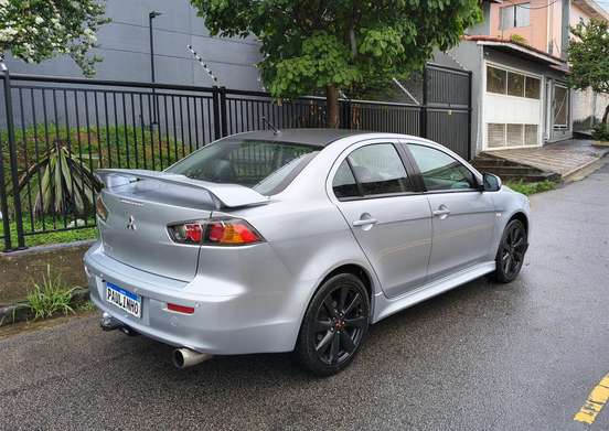 MITSUBISHI-LANCER-2.0 16V GASOLINA 4P AUTOMÁTICO MITSUBISHI-LANCER-2011