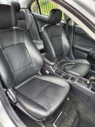 MITSUBISHI-LANCER-2.0 16V GASOLINA 4P AUTOMÁTICO MITSUBISHI-LANCER-2011