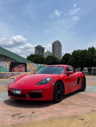 PORSCHE-718-2023