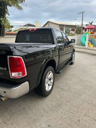RAM-CLASSIC-5.7 V8 GASOLINA LARAMIE CD 4X4 AUTOMÁTICO RAM-CLASSIC-2023