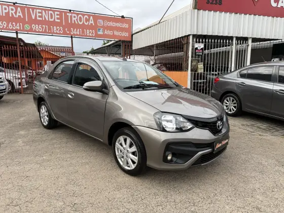 TOYOTA ETIOS 1.5 X PLUS 16V FLEX 4P AUTOMÁTICO TOYOTA ETIOS 1.5 X PLUS 16V FLEX 4P AUTOMÁTICO