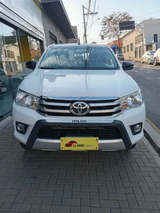 TOYOTA HILUX 2.7 SR 4X2 CD 16V FLEX 4P AUTOMÁTICO