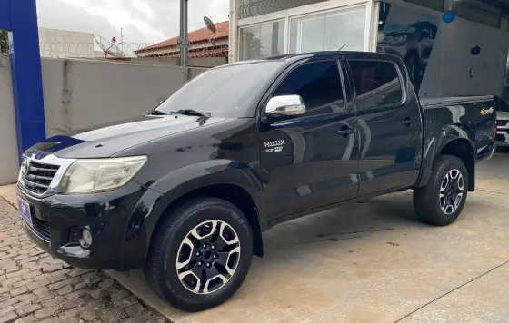 TOYOTA HILUX 2.7 SRV 4X4 CD 16V FLEX 4P AUTOMÁTICO