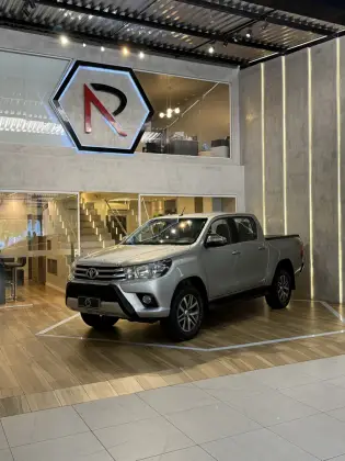 TOYOTA HILUX 2.8 SRV 4X4 CD 16V DIESEL 4P AUTOMÁTICO