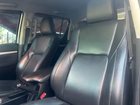 TOYOTA-HILUX-2016