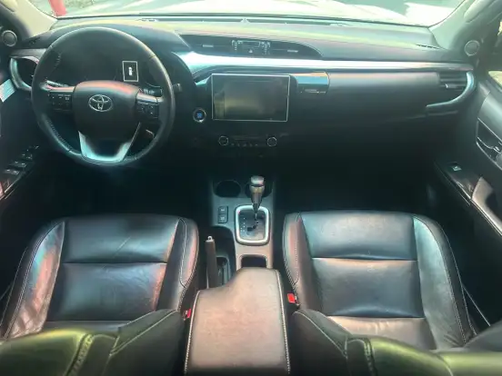 TOYOTA-HILUX-2.8 SRX 4X4 CD 16V DIESEL 4P AUTOMÁTICO TOYOTA-HILUX-2016