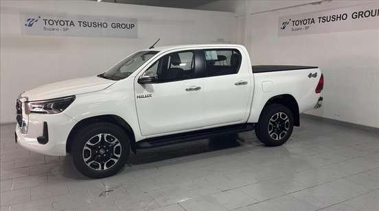 TOYOTA-HILUX-2026