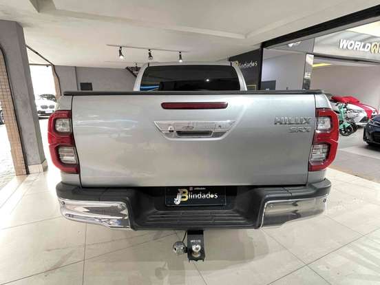 TOYOTA-HILUX-2.8 SRX 4X4 CD 16V DIESEL 4P AUTOMÁTICO TOYOTA-HILUX-2017