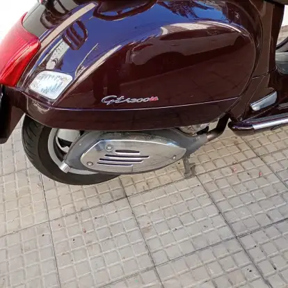 VESPA-GTS 300 SUPER-2013
