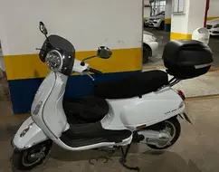 VESPA CLASSIC VXL 150 VESPA CLASSIC VXL 150
