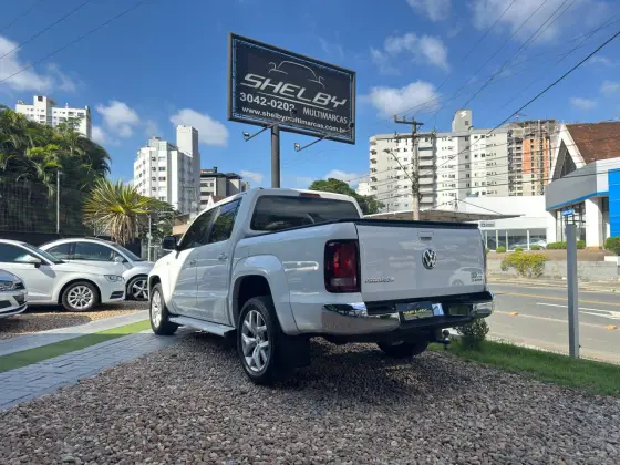 VOLKSWAGEN AMAROK 3.0 V6 TDI DIESEL HIGHLINE CD 4MOTION AUTOMÁTICO