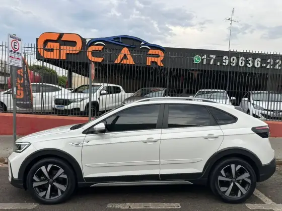 VOLKSWAGEN NIVUS 1.0 200 TSI TOTAL FLEX HIGHLINE AUTOMÁTICO