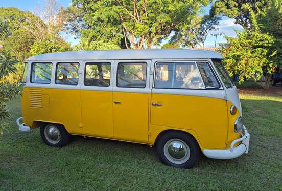 VOLKSWAGEN-KOMBI-1.5 LUXO 8V GASOLINA 3P MANUAL VOLKSWAGEN-KOMBI-1975