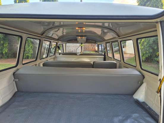VOLKSWAGEN-KOMBI-1.5 LUXO 8V GASOLINA 3P MANUAL VOLKSWAGEN-KOMBI-1975