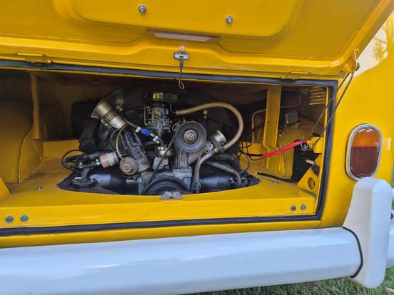 VOLKSWAGEN-KOMBI-1.5 LUXO 8V GASOLINA 3P MANUAL VOLKSWAGEN-KOMBI-1975