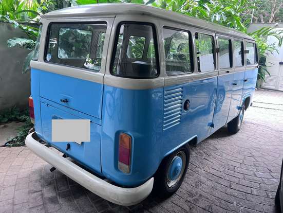 VOLKSWAGEN-KOMBI-1996