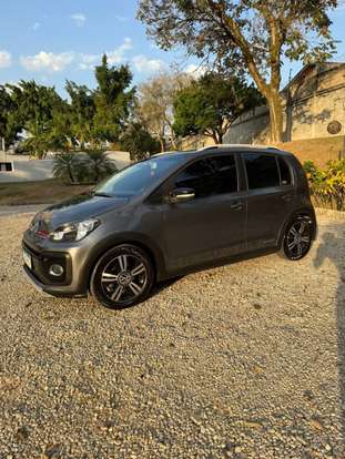 VOLKSWAGEN-UP-2019