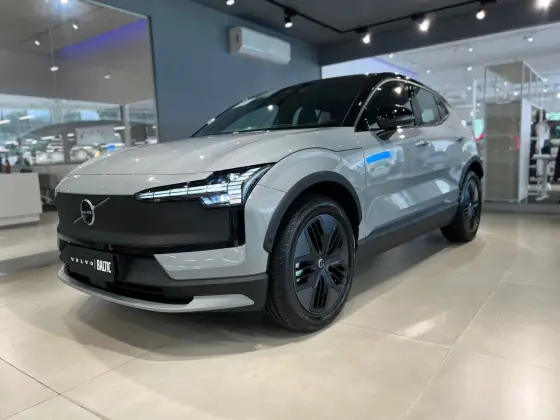 VOLVO EX30 69 KW ELÉTRICO CROSS COUNTRY