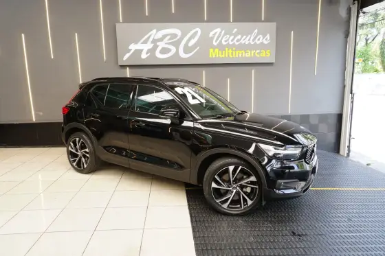 VOLVO XC40 1.5 T5 RECHARGE R-DESIGN GEARTRONIC VOLVO XC40 1.5 T5 RECHARGE R-DESIGN GEARTRONIC