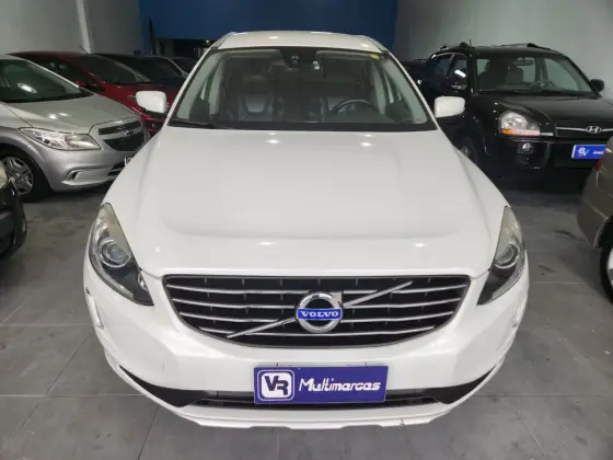 VOLVO XC60 2.0 T5 DYNAMIC FWD TURBO GASOLINA 4P AUTOMÁTICO