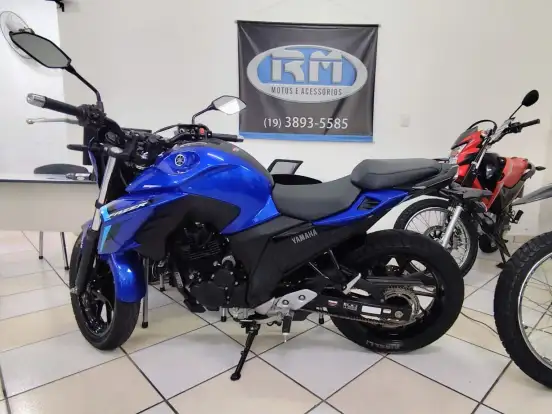 YAMAHA-FZ25 FAZER CONNECTED ABS YAMAHA-FZ25 FAZER CONNECTED ABS-2025