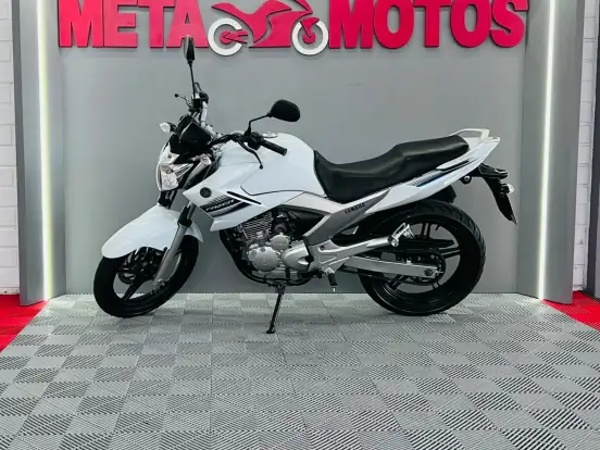 YAMAHA-YS 250 FAZER YAMAHA-YS 250 FAZER-2014
