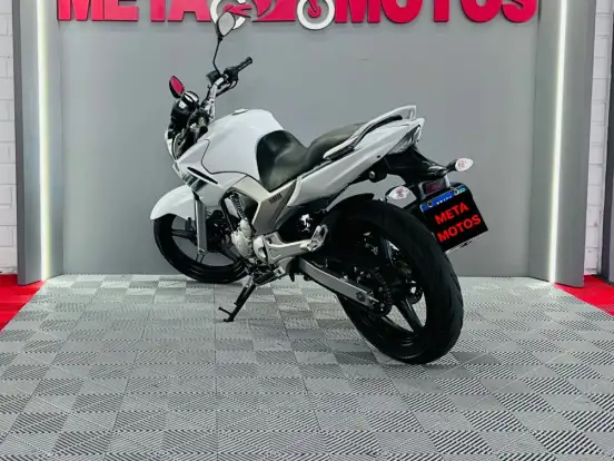 YAMAHA-YS 250 FAZER YAMAHA-YS 250 FAZER-2014