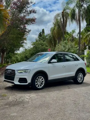 AUDI Q3 1.4 TFSI AMBIENTE FLEX 4P S TRONIC