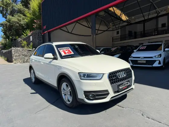AUDI Q3 2.0 TFSI AMBIENTE QUATTRO 4P GASOLINA S TRONIC