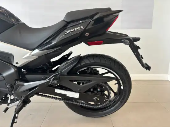 BAJAJ-DOMINAR 250 BAJAJ-DOMINAR 250-2025