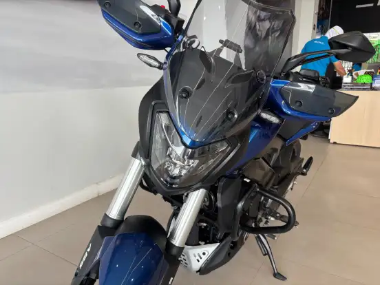BAJAJ-DOMINAR 400-2025