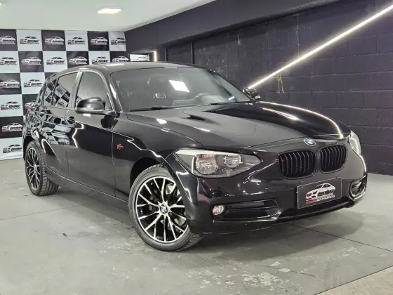 BMW 120i 2.0 16V SPORT ACTIVEFLEX 4P AUTOMÁTICO BMW 120i 2.0 16V SPORT ACTIVEFLEX 4P AUTOMÁTICO