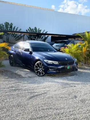BMW 330i 2.0 16V TURBO GASOLINA SPORT AUTOMÁTICO BMW 330i 2.0 16V TURBO GASOLINA SPORT AUTOMÁTICO
