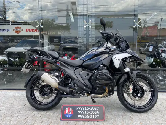 BMW R 1300 GS TRIPLE BLACK 