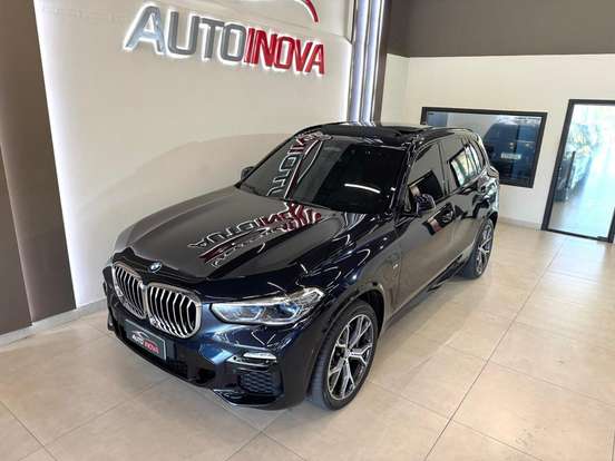 BMW-X5-2021