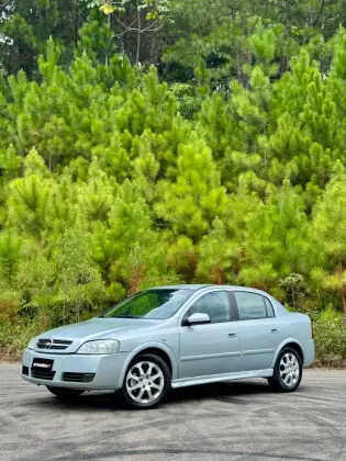 CHEVROLET ASTRA 2.0 MPFI ADVANTAGE SEDAN 8V FLEX 4P MANUAL