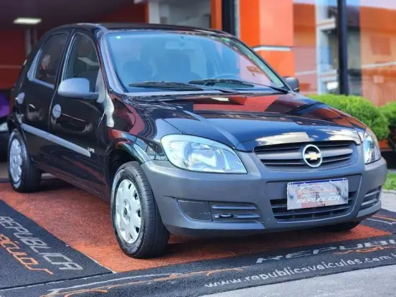 CHEVROLET CELTA 1.0 MPFI LIFE 8V FLEX 4P MANUAL CHEVROLET CELTA 1.0 MPFI LIFE 8V FLEX 4P MANUAL