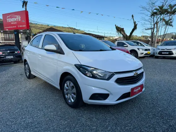 CHEVROLET ONIX 1.0 MPFI LT 8V FLEX 4P MANUAL CHEVROLET ONIX 1.0 MPFI LT 8V FLEX 4P MANUAL