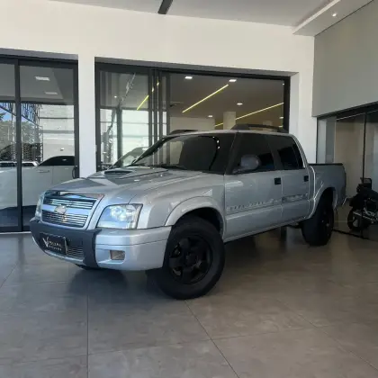 CHEVROLET S10 2.4 MPFI EXECUTIVE 4X2 CD 8V FLEX 4P MANUAL CHEVROLET S10 2.4 MPFI EXECUTIVE 4X2 CD 8V FLEX 4P MANUAL