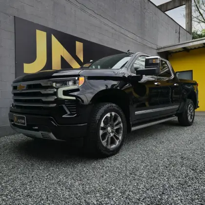 CHEVROLET SILVERADO 5.3 V8 GASOLINA 1500 HIGH COUNTRY 4X4 AUTOMÁTICO
